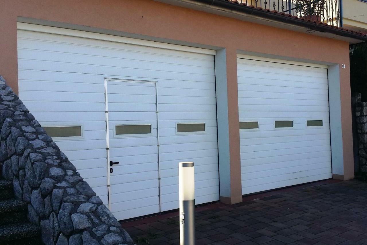 Guarda Alla Vita Njivice Exterior foto
